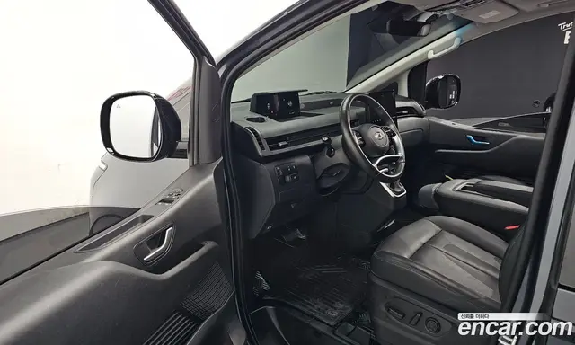 Hyundai Staria 2024 3.5 автомат (гидро), миниатюра 12