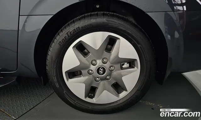 Hyundai Staria 2024 3.5 автомат (гидро), миниатюра 6 Hyundai Staria 2024 3.5 автомат (гидро), миниатюра 6