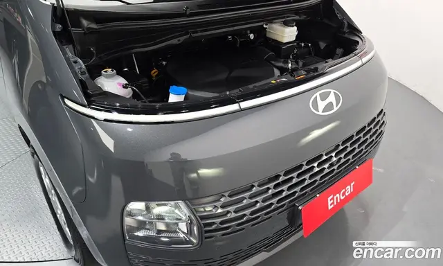 Hyundai Staria 2025 2.2 автомат (гидро), миниатюра 6