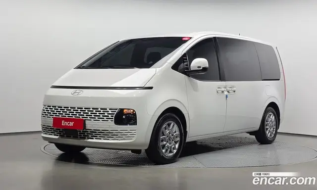 Hyundai Staria, 2025, 11 827 км