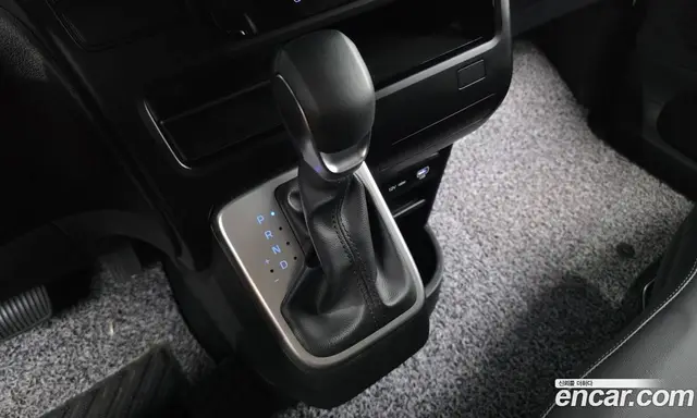 Hyundai Staria 2025 1.6 автомат (гидро), миниатюра 12