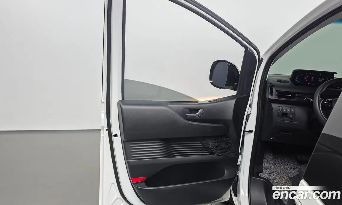 Hyundai Staria 2025 1.6 автомат (гидро), фото 14 Hyundai Staria 2025 1.6 автомат (гидро), фото 14