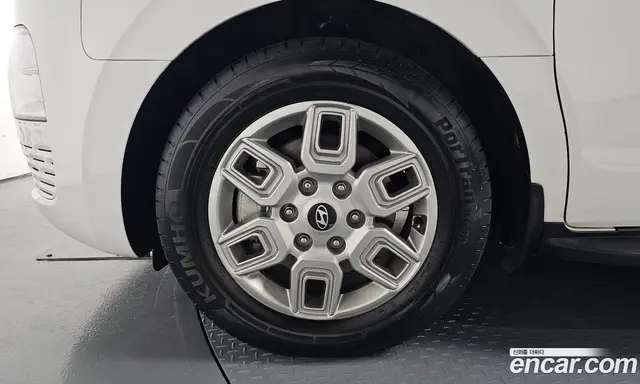 Hyundai Staria 2025 2.2 автомат (гидро), миниатюра 5