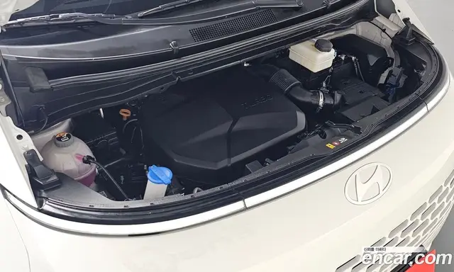 Hyundai Staria 2025 2.2 автомат (гидро), миниатюра 6