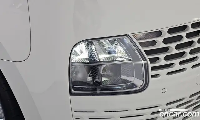 Hyundai Staria 2025 2.2 автомат (гидро), миниатюра 8