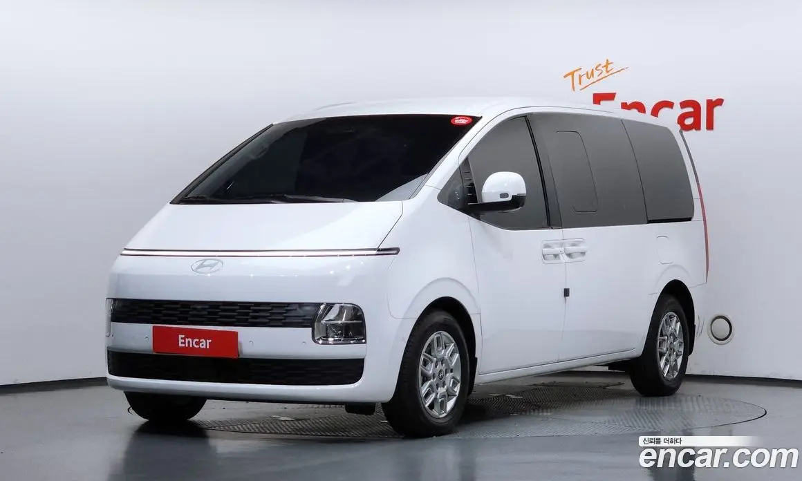 Hyundai Staria 2026 1.6 автомат (гидро), фото 1 Hyundai Staria 2026 1.6 автомат (гидро), фото 1