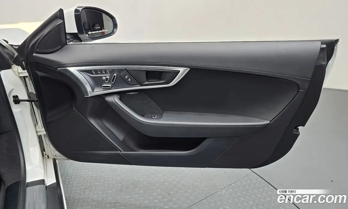 Jaguar F-Type 2019 2.0 автомат (гидро), фото 14