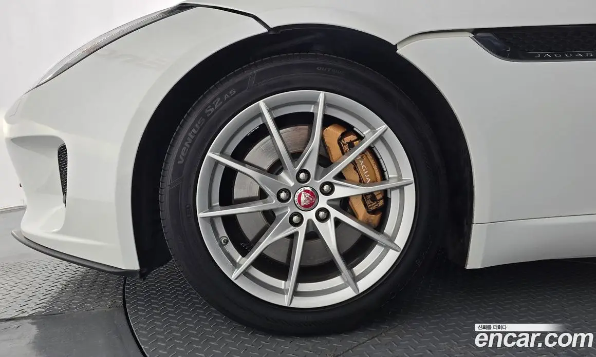 Jaguar F-Type 2019 2.0 автомат (гидро), фото 5