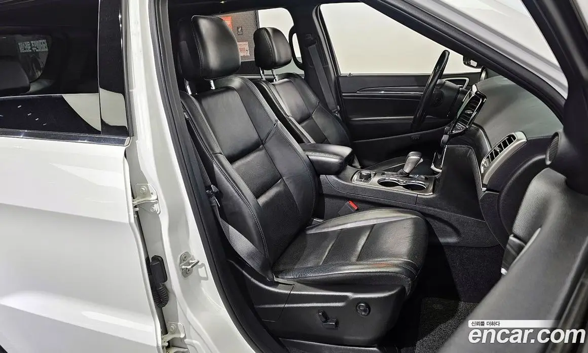 Jeep Cherokee 2019 3.6 автомат (гидро), фото 16 Jeep Cherokee 2019 3.6 автомат (гидро), фото 16