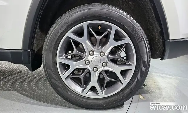Jeep Cherokee 2019 3.6 автомат (гидро), миниатюра 7 Jeep Cherokee 2019 3.6 автомат (гидро), миниатюра 7