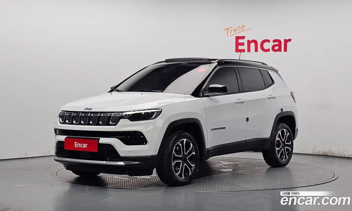 Jeep Compass 2022 2.4 автомат (гидро), фото 1 Jeep Compass 2022 2.4 автомат (гидро), фото 1