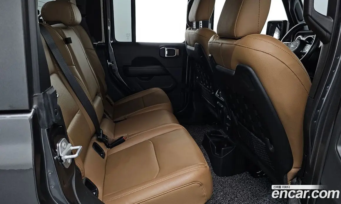 Jeep Gladiator 2021 3.6 автомат (гидро), фото 17