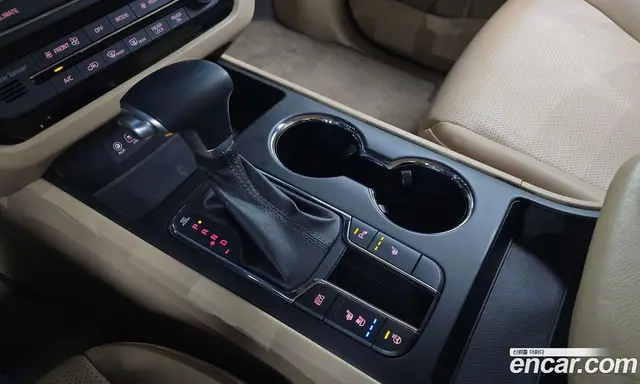 Kia Carnival 2020 2.2 автомат (гидро), миниатюра 11 Kia Carnival 2020 2.2 автомат (гидро), миниатюра 11