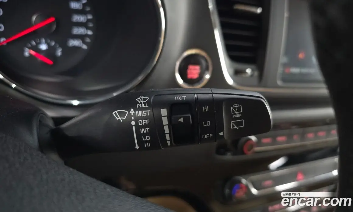 Kia Carnival 2020 2.2 автомат (гидро), фото 19 Kia Carnival 2020 2.2 автомат (гидро), фото 19