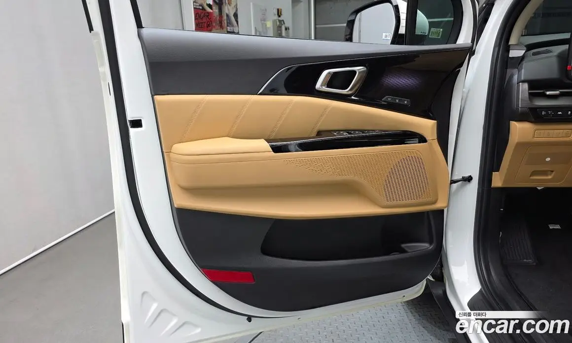 Kia Carnival 2023 3.5 автомат (гидро), фото 14