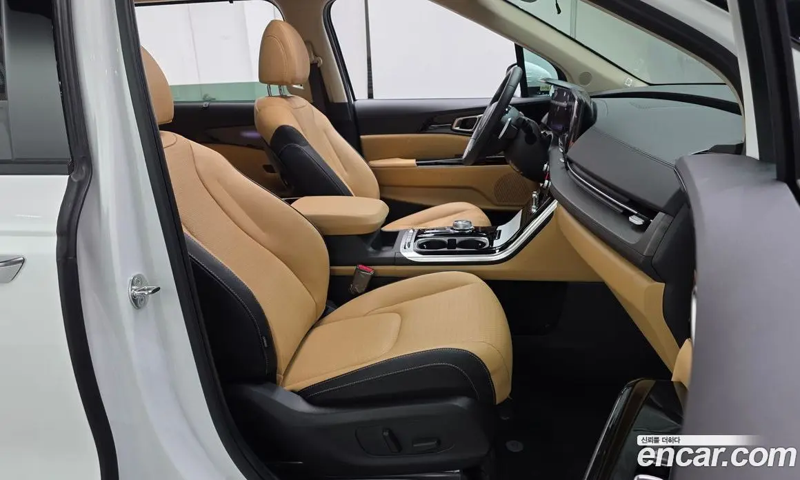 Kia Carnival 2023 3.5 автомат (гидро), фото 16