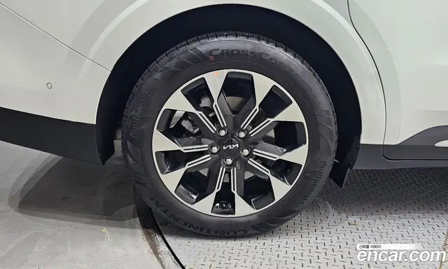 Kia Carnival 2023 3.5 автомат (гидро), миниатюра 5