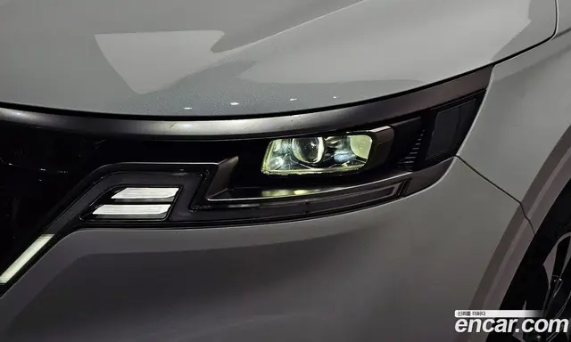 Kia Carnival 2023 3.5 автомат (гидро), миниатюра 8