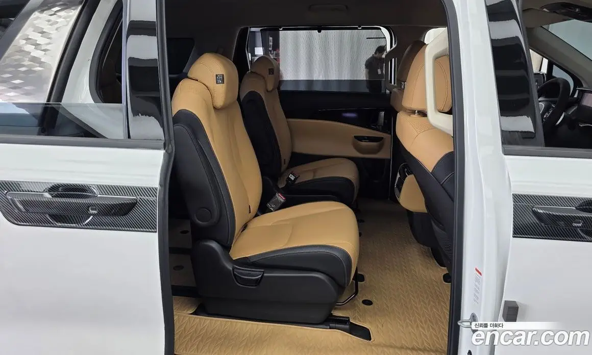 Kia Carnival 2023 3.5 автомат (гидро), фото 17 Kia Carnival 2023 3.5 автомат (гидро), фото 17