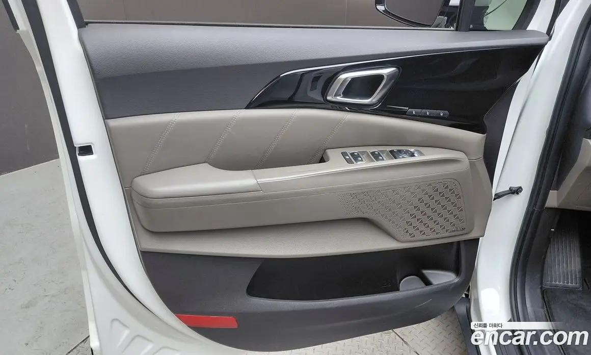 Kia Carnival 2024 1.6 автомат (гидро), фото 14 Kia Carnival 2024 1.6 автомат (гидро), фото 14