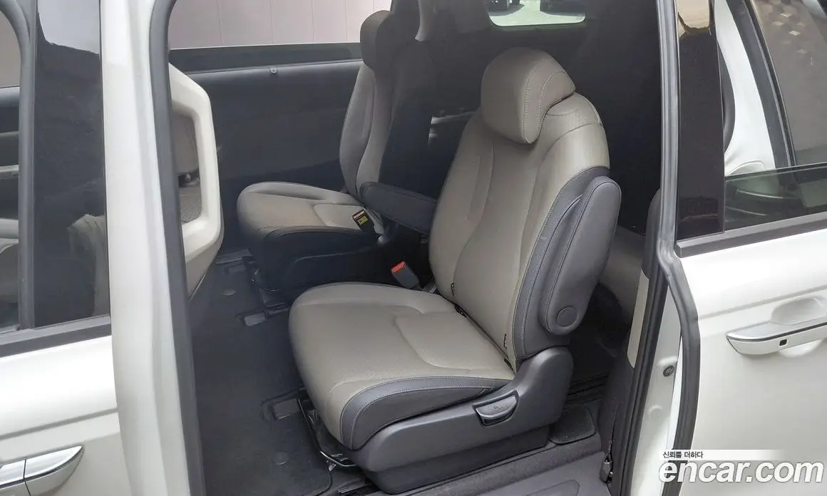 Kia Carnival 2024 1.6 автомат (гидро), фото 18 Kia Carnival 2024 1.6 автомат (гидро), фото 18