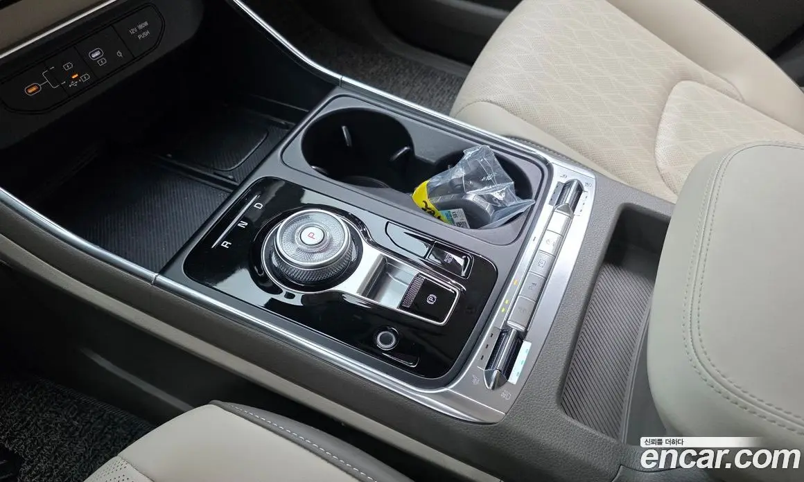 Kia Carnival 2025 2.2 автомат (гидро), фото 12 Kia Carnival 2025 2.2 автомат (гидро), фото 12