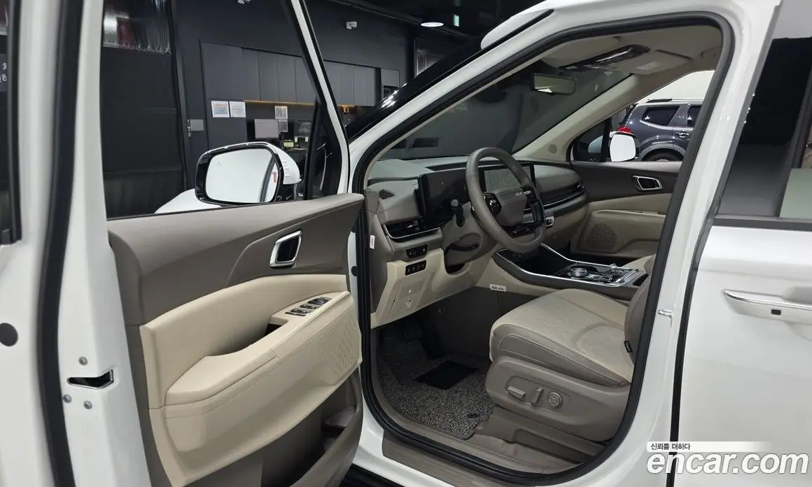 Kia Carnival 2025 2.2 автомат (гидро), фото 13 Kia Carnival 2025 2.2 автомат (гидро), фото 13