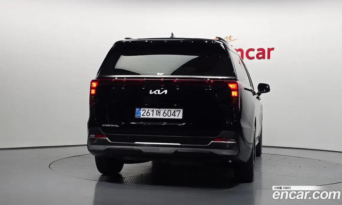 Kia Carnival 2026 3.5 автомат (гидро), фото 4 Kia Carnival 2026 3.5 автомат (гидро), фото 4