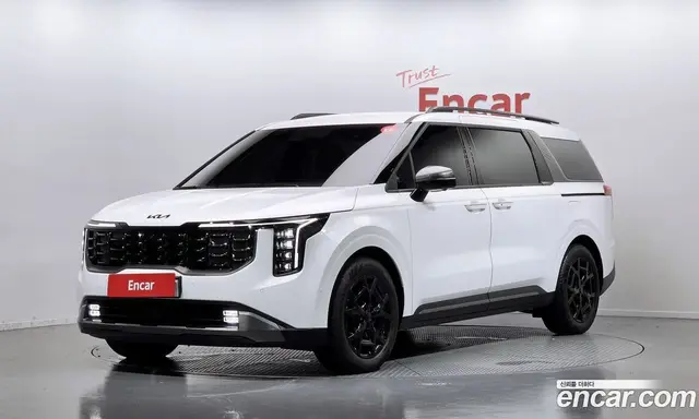 Kia Carnival, 2026, 7 376 км