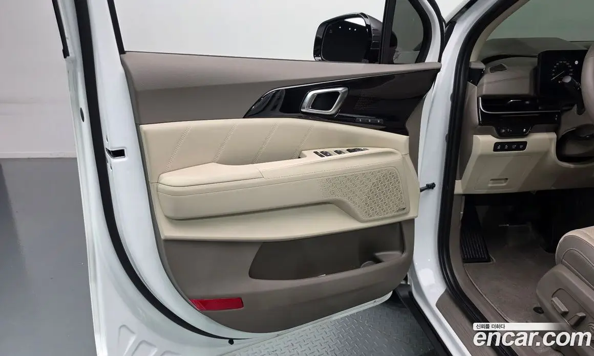 Kia Carnival 2026 3.5 автомат (гидро), фото 15