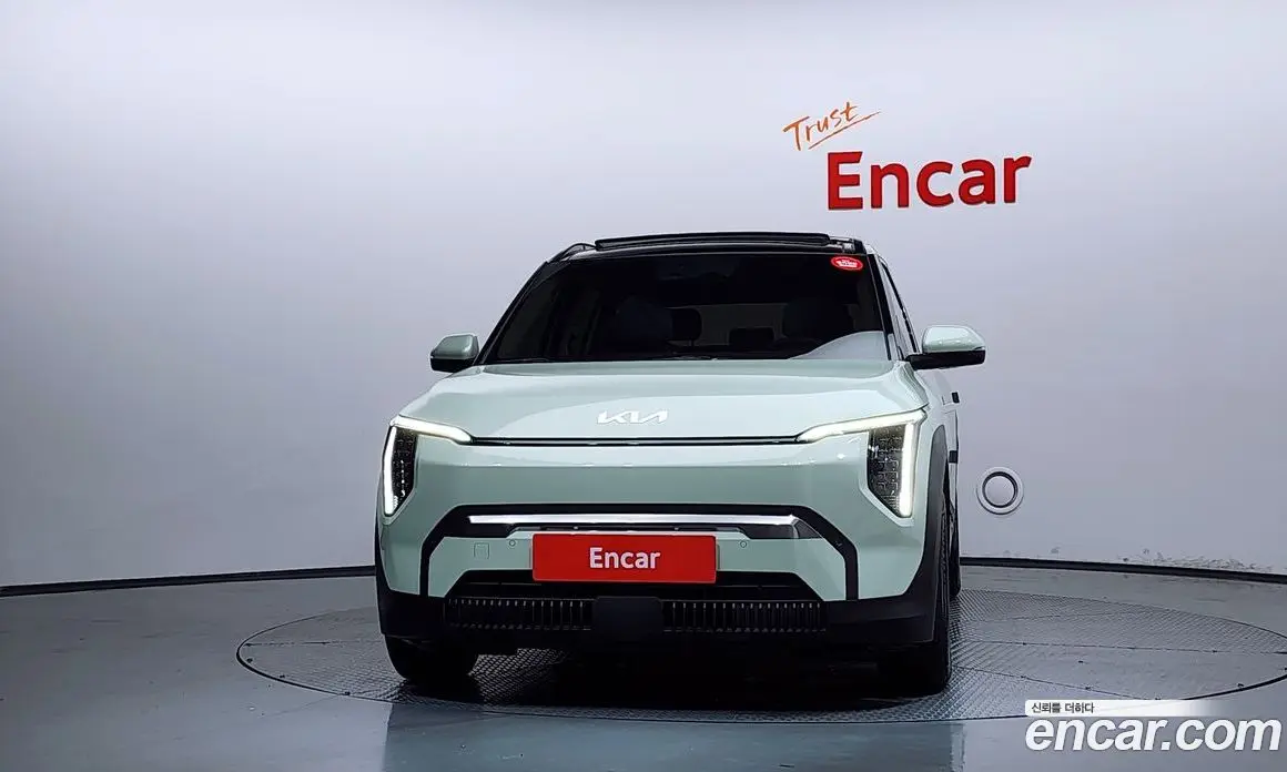 Kia EV3 2024 0.2 автомат (гидро), фото 3 Kia EV3 2024 0.2 автомат (гидро), фото 3