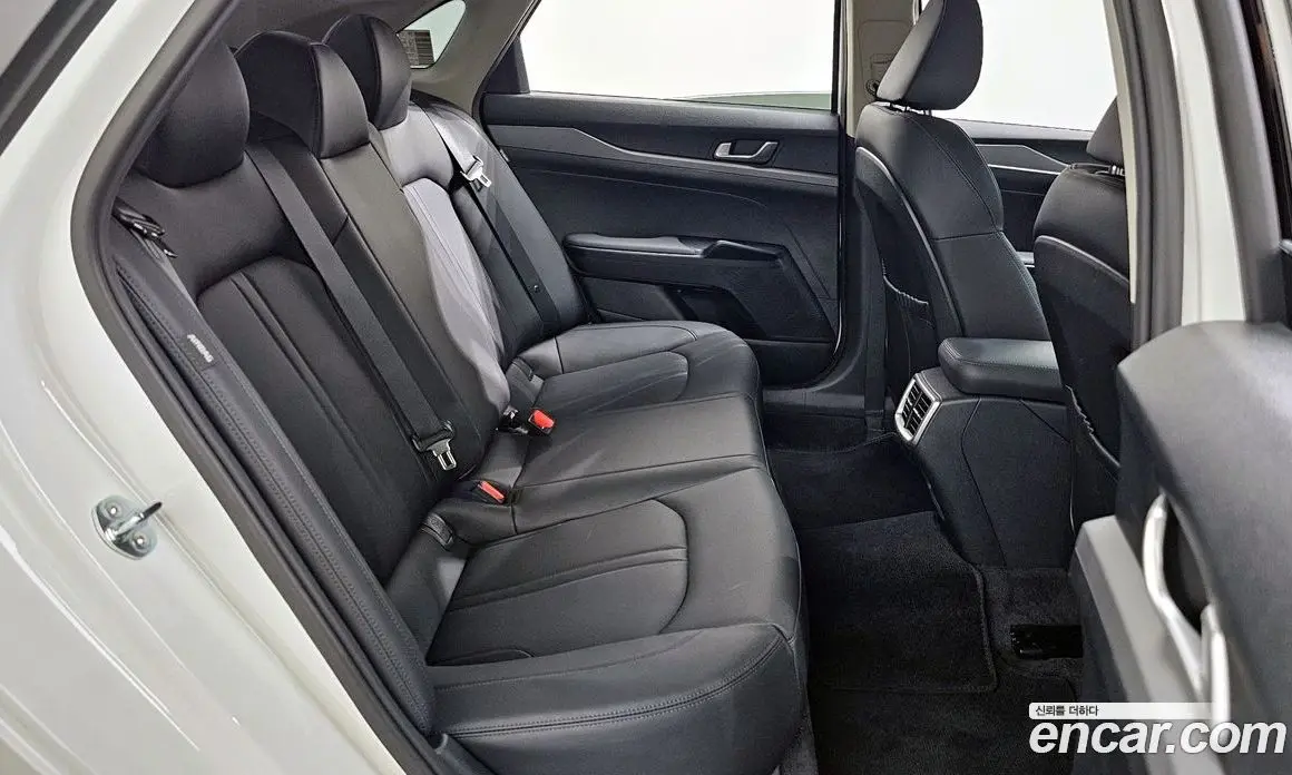 Kia K5 (Optima) 2024 2.0 автомат (гидро), фото 18