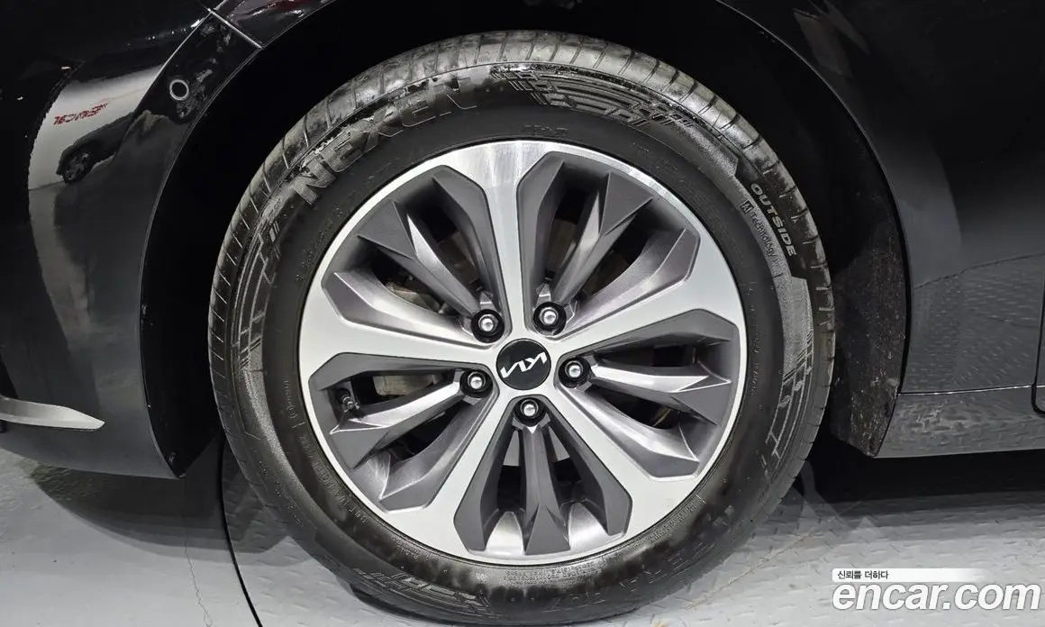 Kia K8 2023 1.6 автомат (гидро), фото 5 Kia K8 2023 1.6 автомат (гидро), фото 5