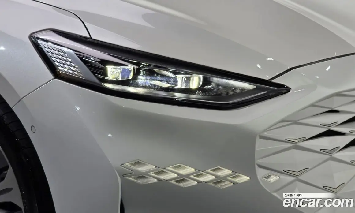 Kia K8 2023 1.6 автомат (гидро), фото 8 Kia K8 2023 1.6 автомат (гидро), фото 8