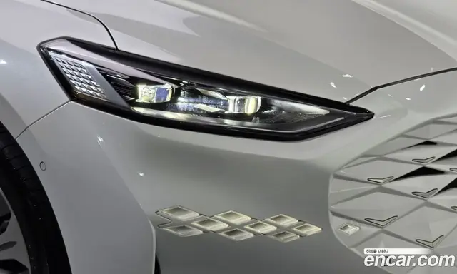 Kia K8 2023 1.6 автомат (гидро), миниатюра 8 Kia K8 2023 1.6 автомат (гидро), миниатюра 8