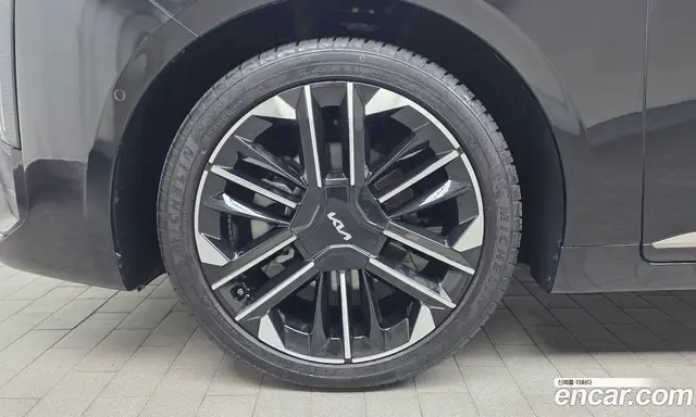 Kia K8 2025 1.6 автомат (гидро), миниатюра 4 Kia K8 2025 1.6 автомат (гидро), миниатюра 4