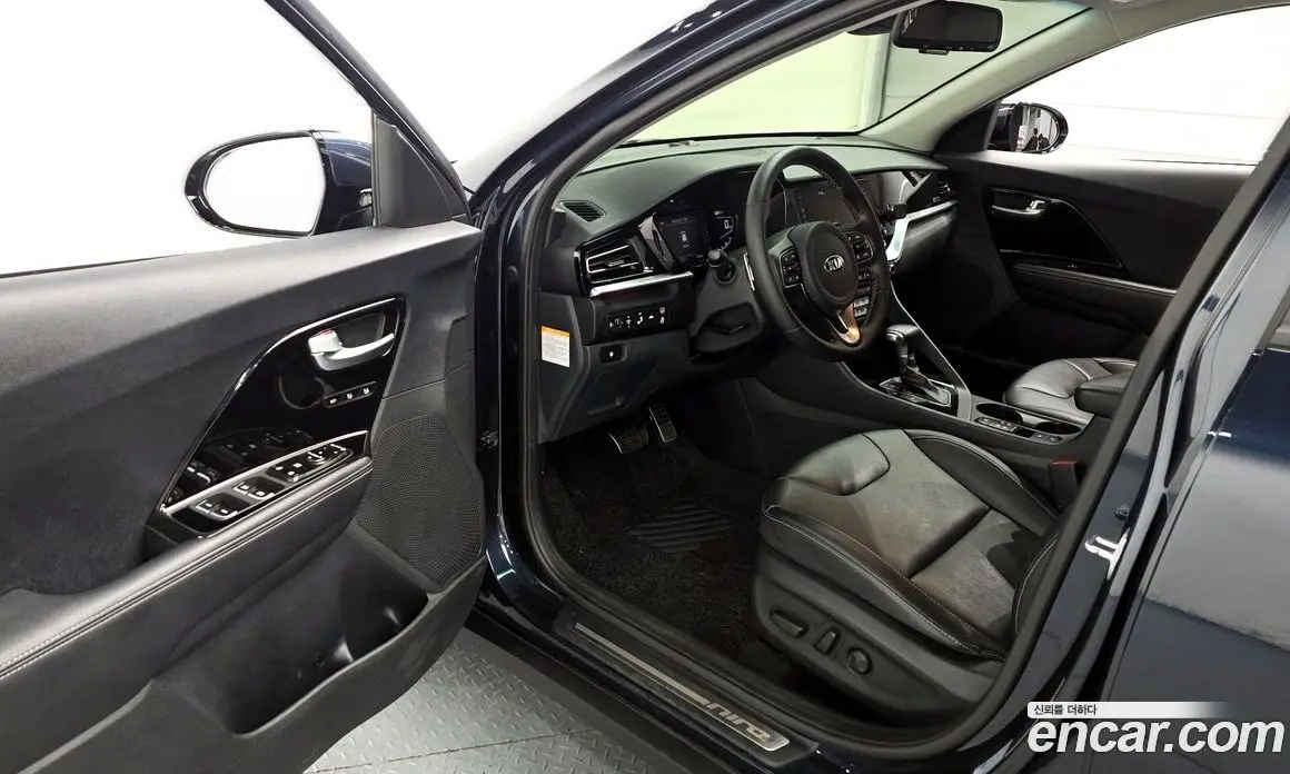 Kia Niro 2021 1.6 автомат (гидро), фото 13 Kia Niro 2021 1.6 автомат (гидро), фото 13