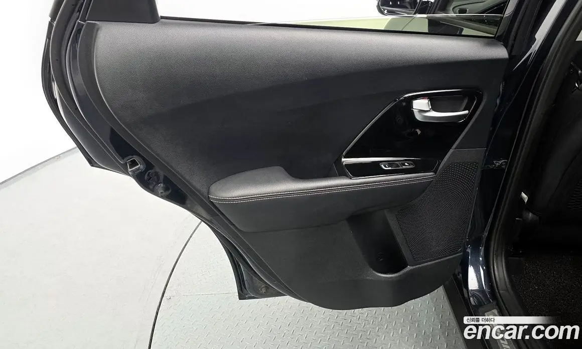 Kia Niro 2021 1.6 автомат (гидро), фото 15 Kia Niro 2021 1.6 автомат (гидро), фото 15