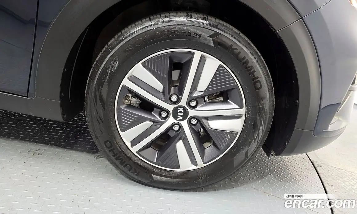 Kia Niro 2021 1.6 автомат (гидро), фото 7 Kia Niro 2021 1.6 автомат (гидро), фото 7