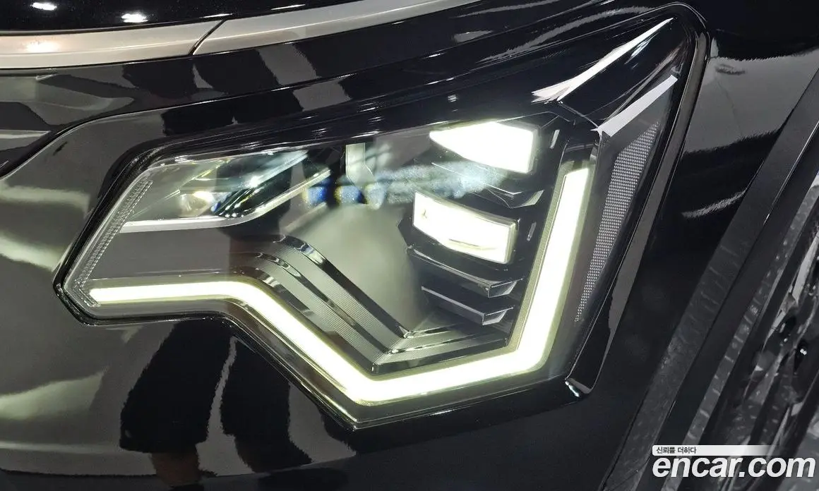 Kia Niro 2023 0.2 автомат (гидро), фото 8
