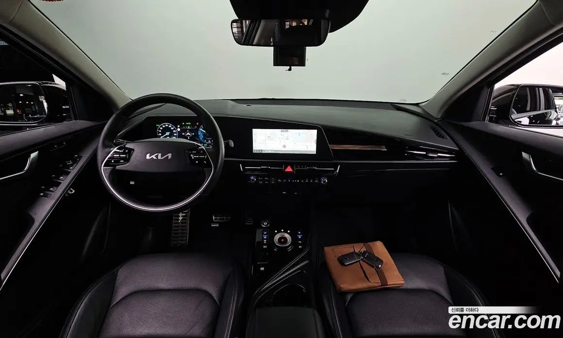 Kia Niro 2023 0.2 автомат (гидро), фото 10