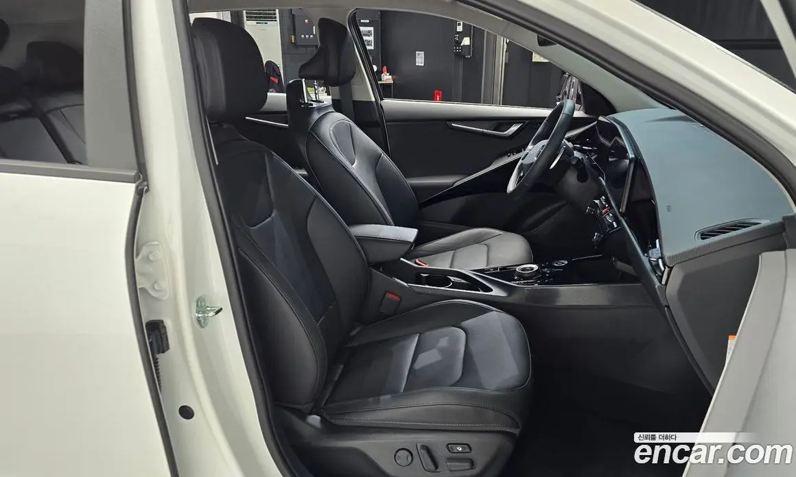 Kia Niro 2023 0.2 автомат (гидро), фото 15