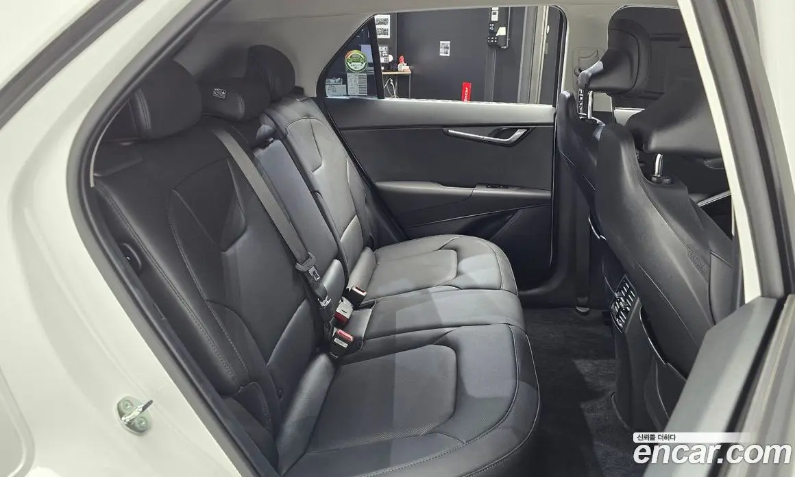 Kia Niro 2023 0.2 автомат (гидро), фото 16
