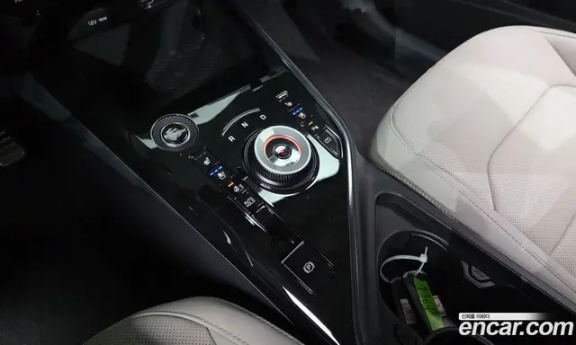 Kia Niro 2025 1.6 автомат (гидро), миниатюра 12