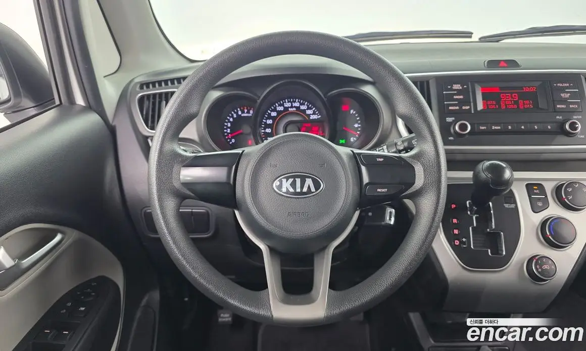 Kia Ray 2019 1.0 автомат (гидро), фото 18