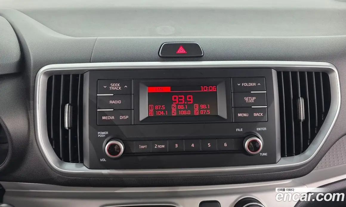 Kia Ray 2019 1.0 автомат (гидро), фото 20
