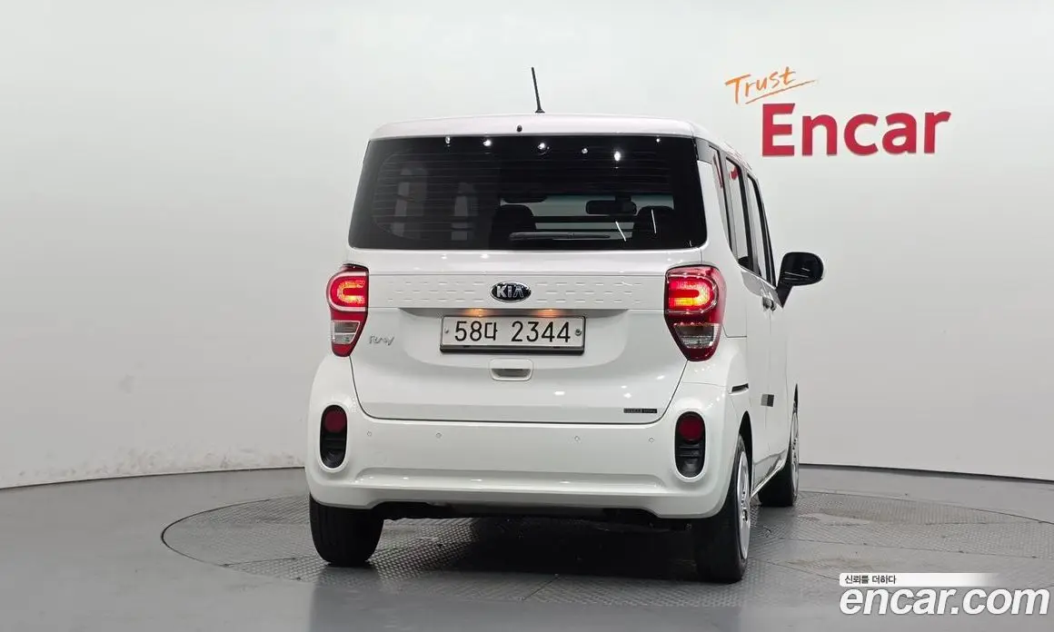 Kia Ray 2019 1.0 автомат (гидро), фото 3