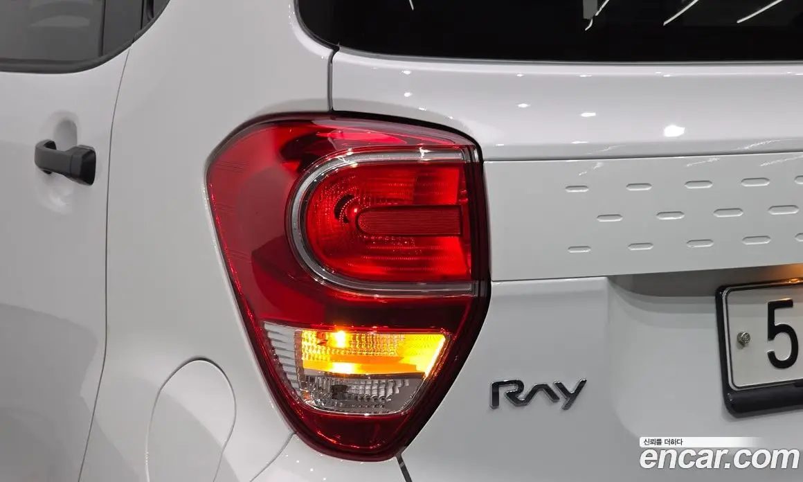 Kia Ray 2019 1.0 автомат (гидро), фото 8