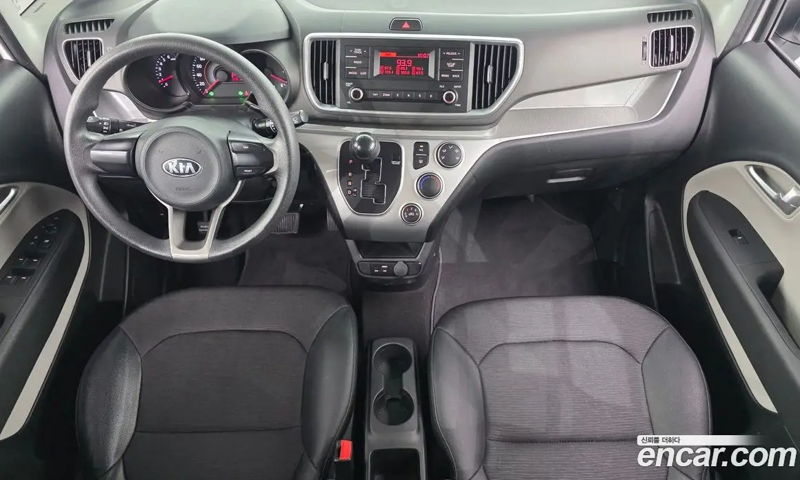Kia Ray 2019 1.0 автомат (гидро), фото 9