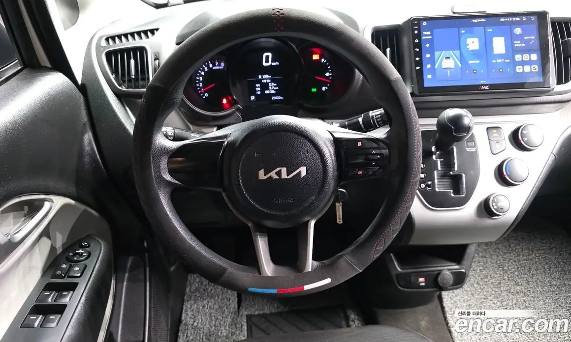Kia Ray 2022 1.0 автомат (гидро), фото 19